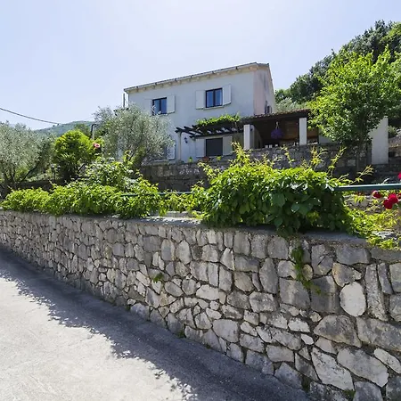Nadine Apartman Okuklje