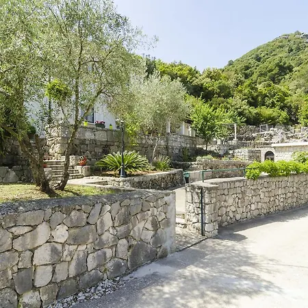 Apartman Nadine