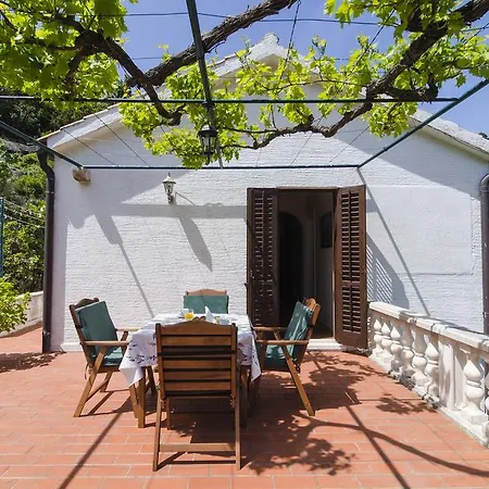 Apartman Nadine *